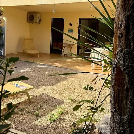 La Cigale Bleue - Garden Level شقة ساناري سور مير